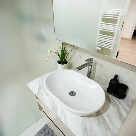 Downtown Apartment